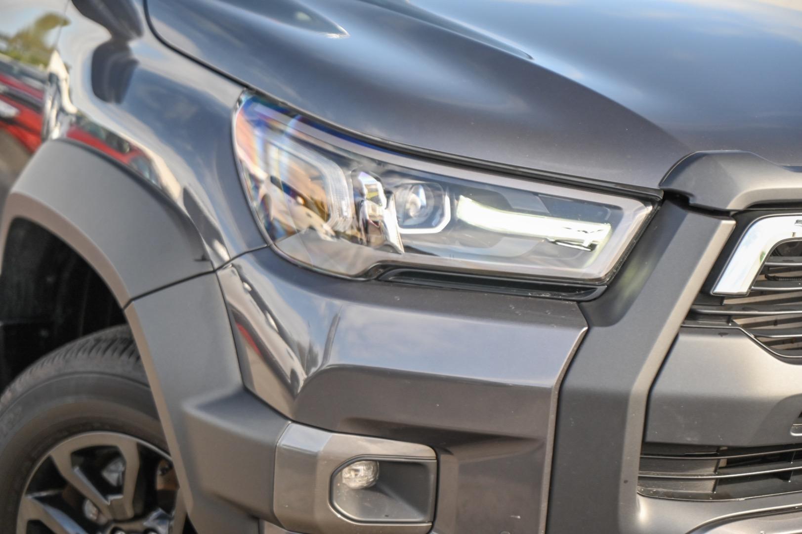 2025 Toyota Hilux Rogue in Silver