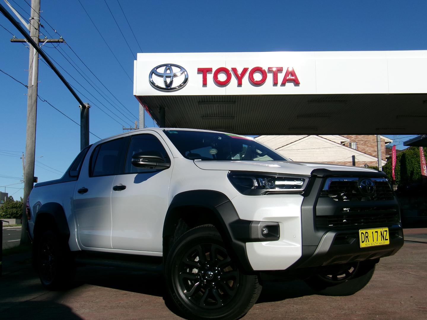 2024 Toyota Hilux Rogue in White