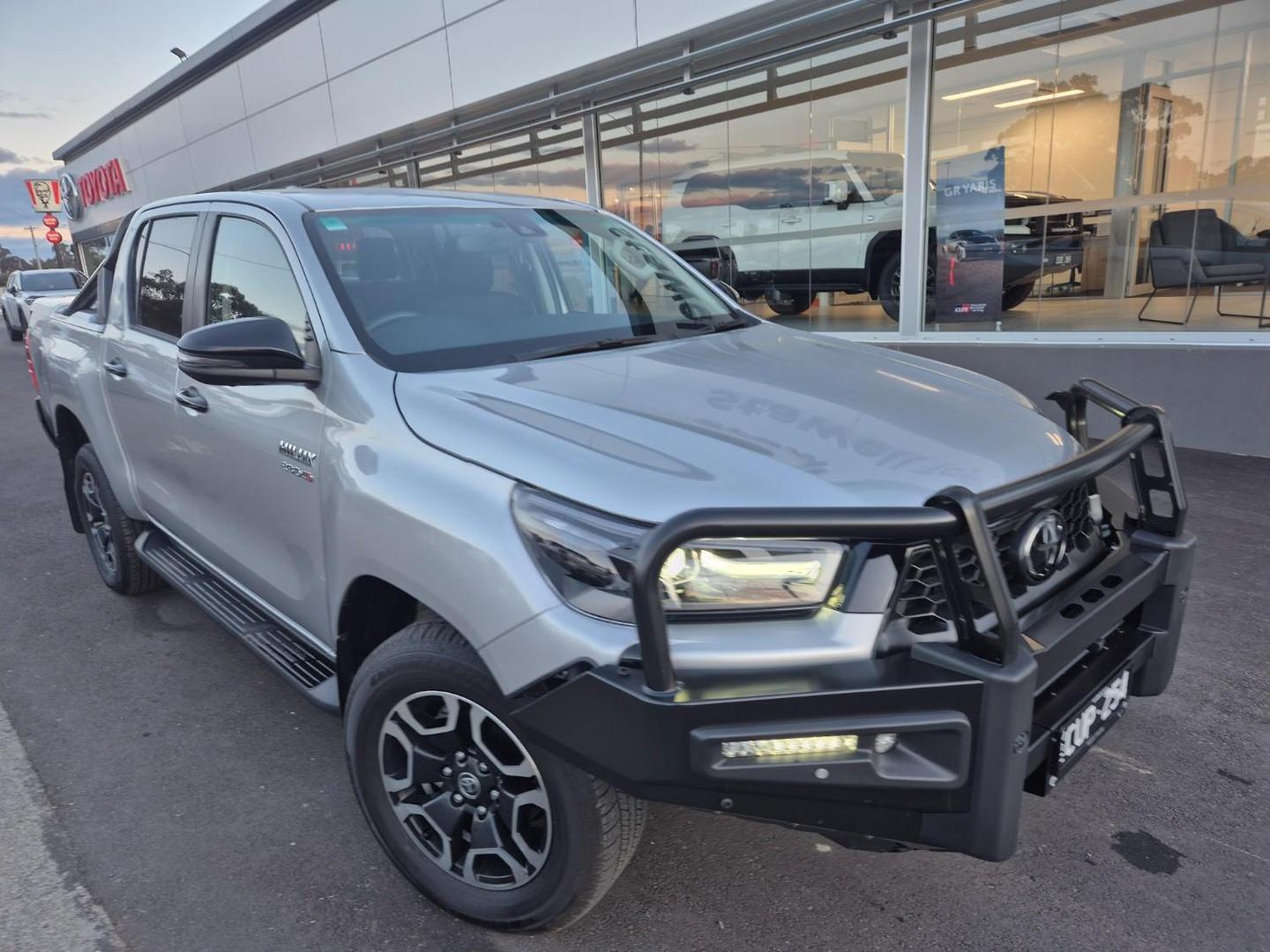 2024 Toyota Hilux SR5 in Silver