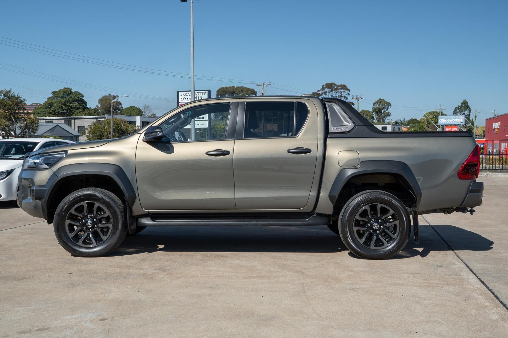 2025 Toyota Hilux Rogue in Brown