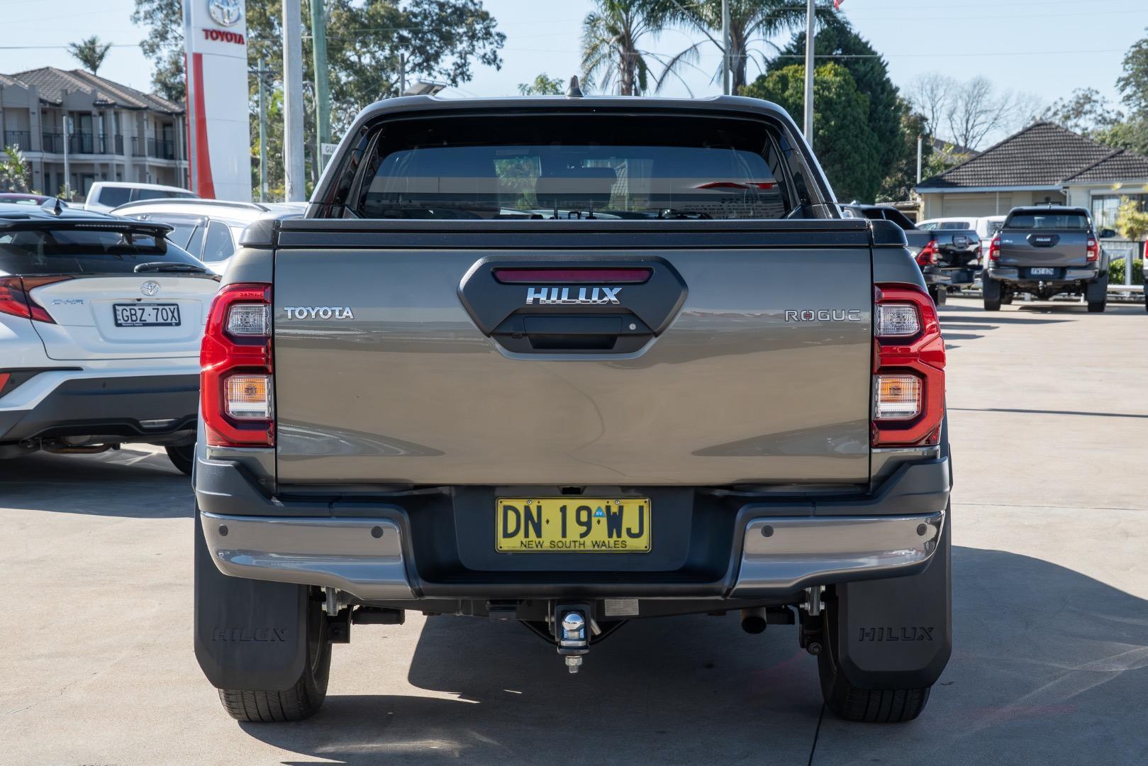 2025 Toyota Hilux Rogue in Brown