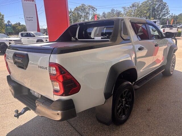 2025 Toyota Hilux Rogue in White