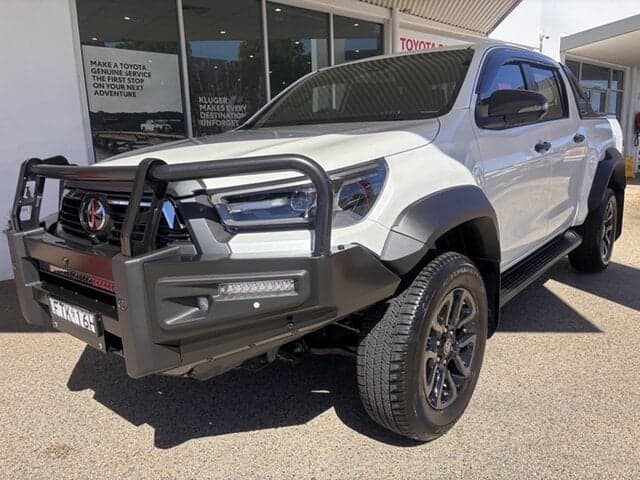2025 Toyota Hilux Rogue in White