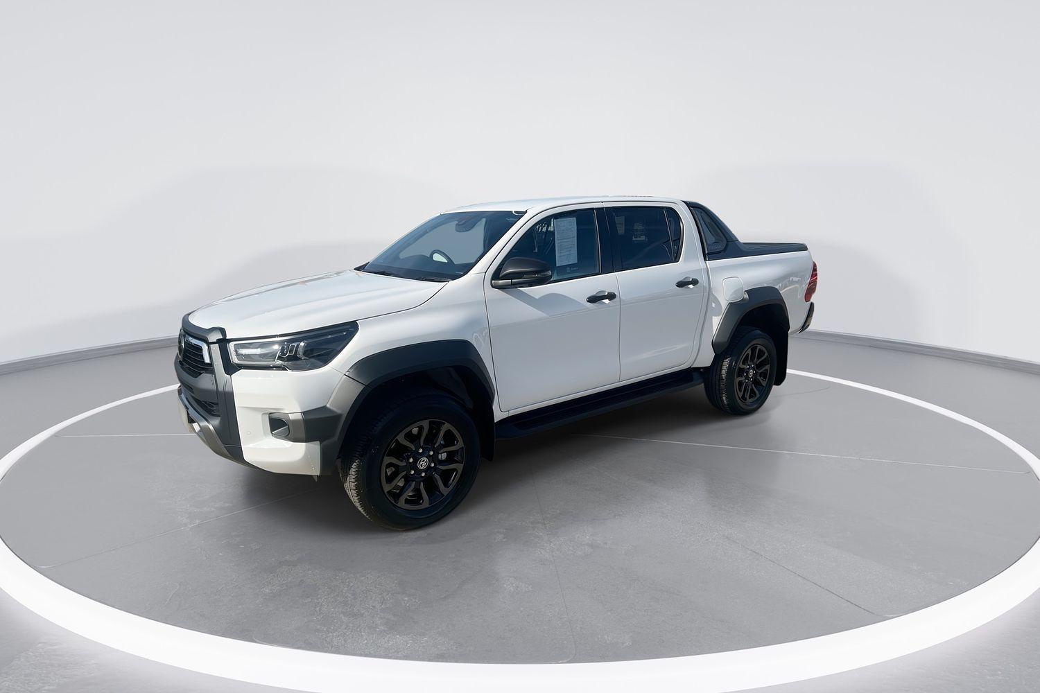 2025 Toyota Hilux Rogue in White
