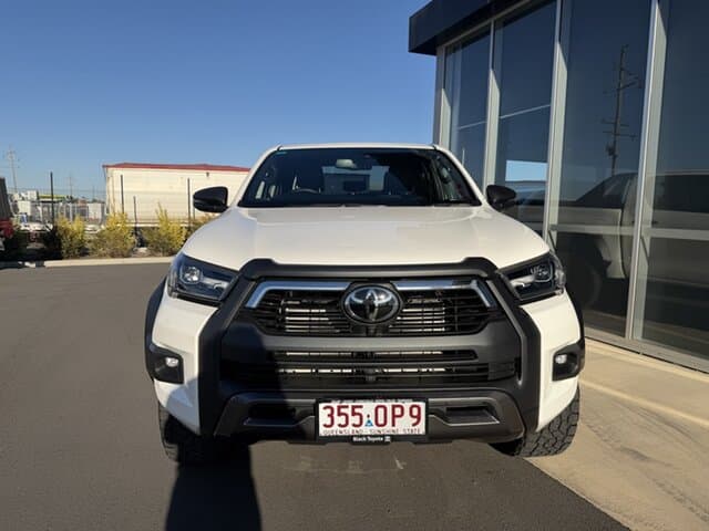 2025 Toyota Hilux Rogue in White