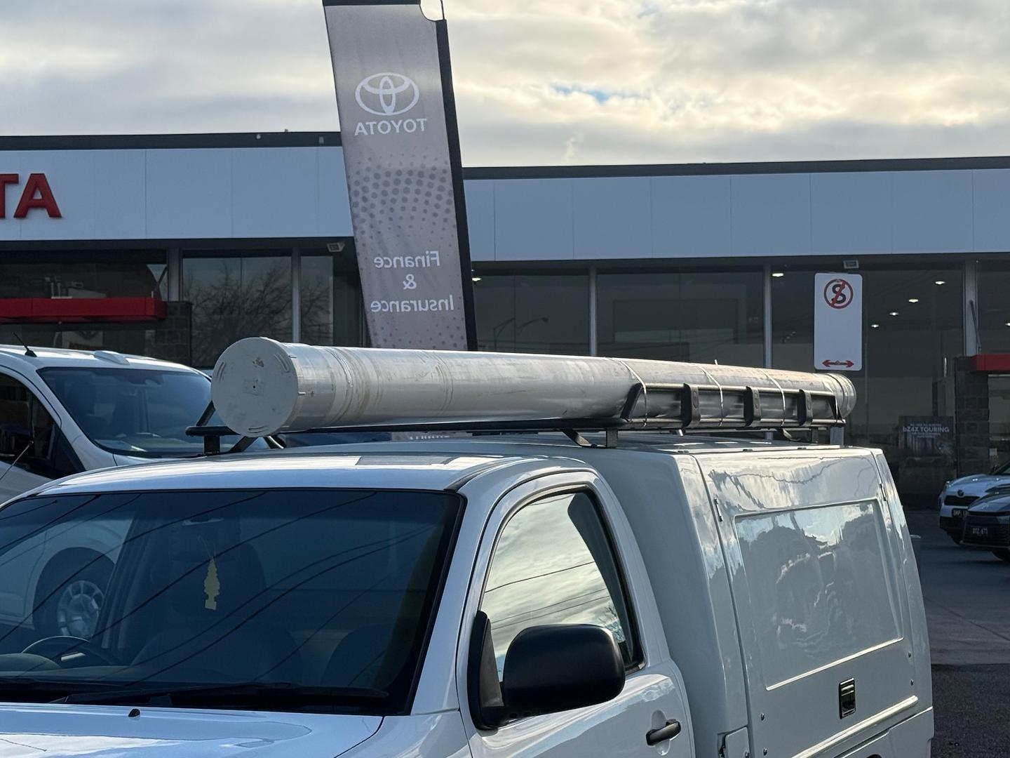 2014 Toyota Hilux Workmate in White
