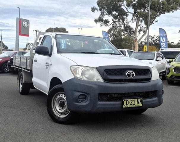 2010 Toyota Hilux Workmate in White