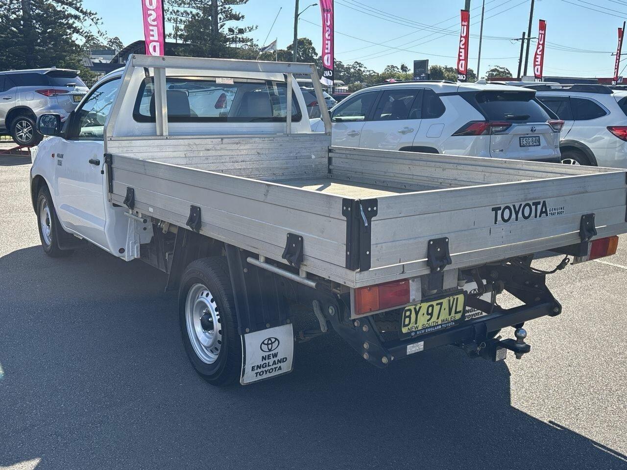 2014 Toyota Hilux Workmate in White