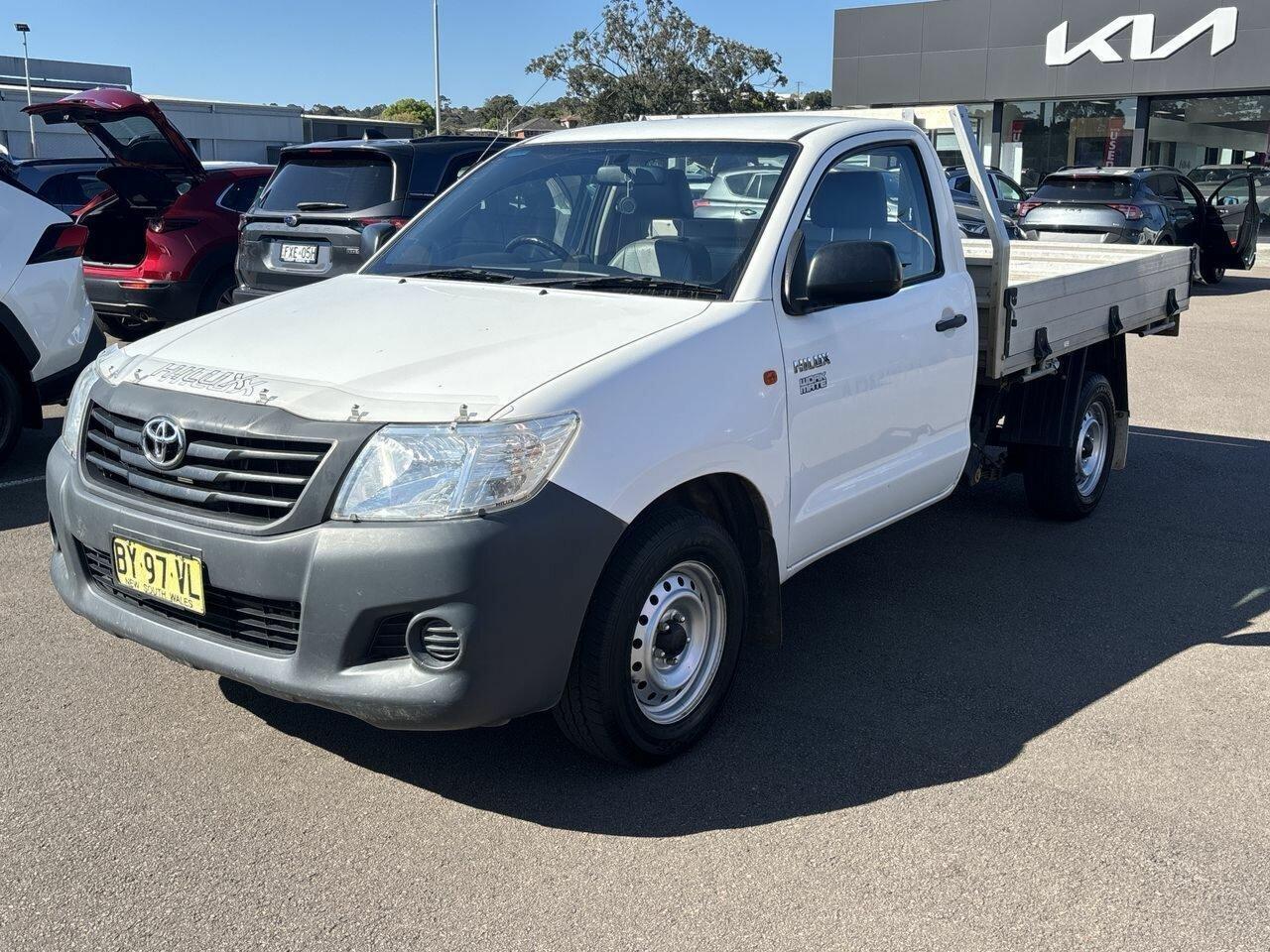 2014 Toyota Hilux Workmate in White