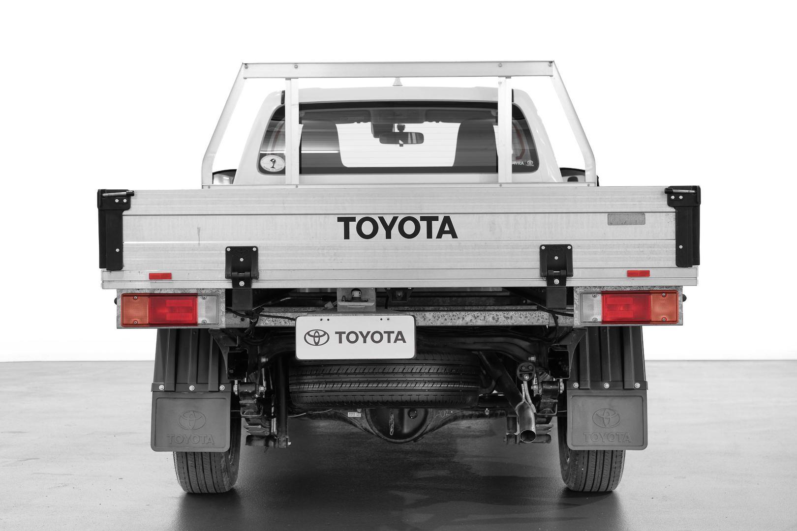 2023 Toyota Hilux Workmate in White