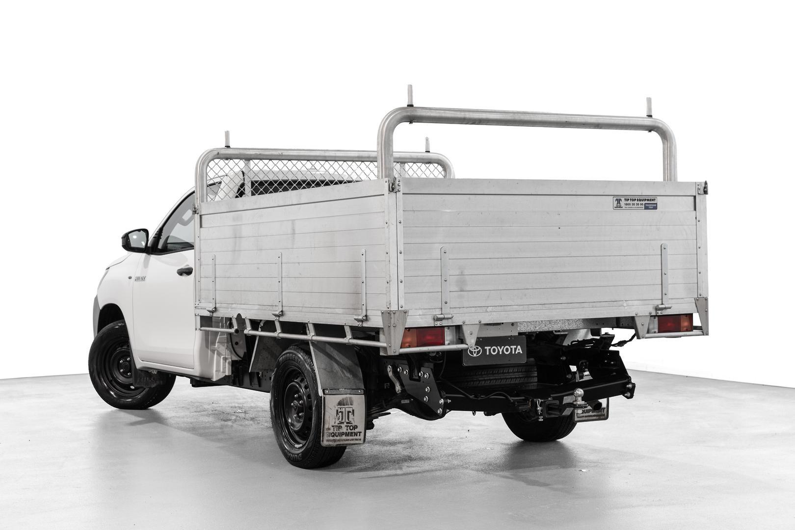2025 Toyota Hilux Workmate in White
