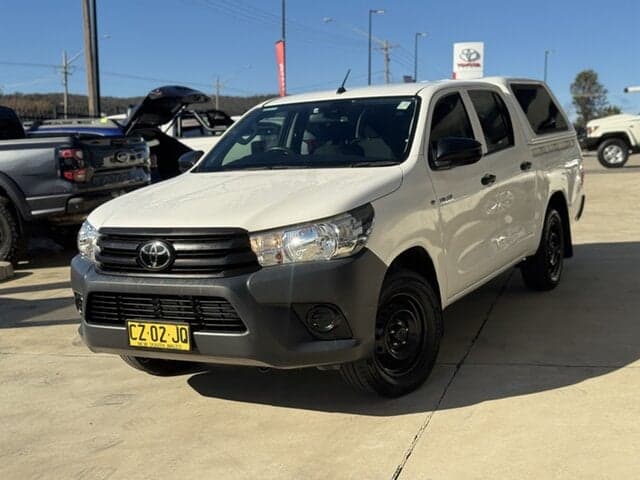 2020 Toyota Hilux Workmate in White