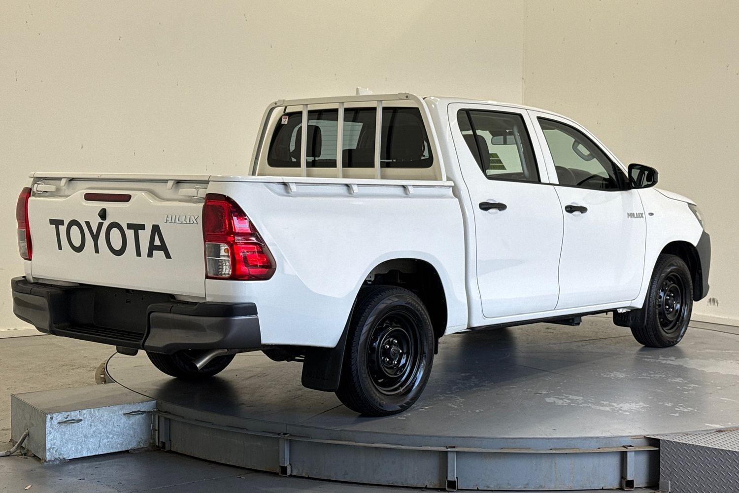 2022 Toyota Hilux Workmate in White