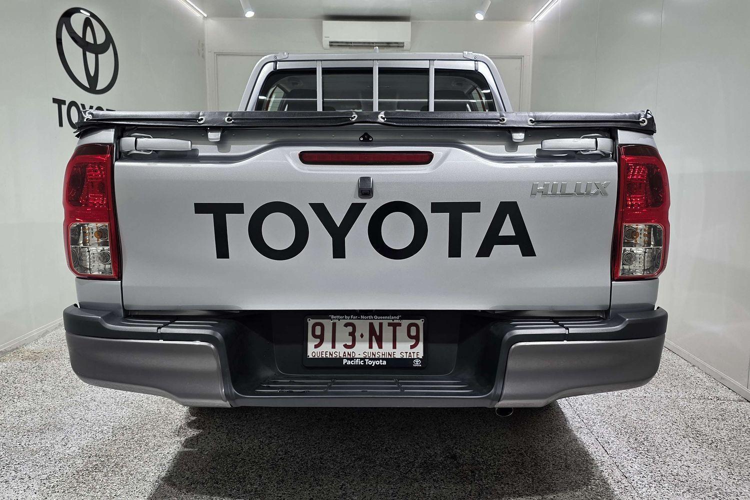 2025 Toyota Hilux Workmate in Silver