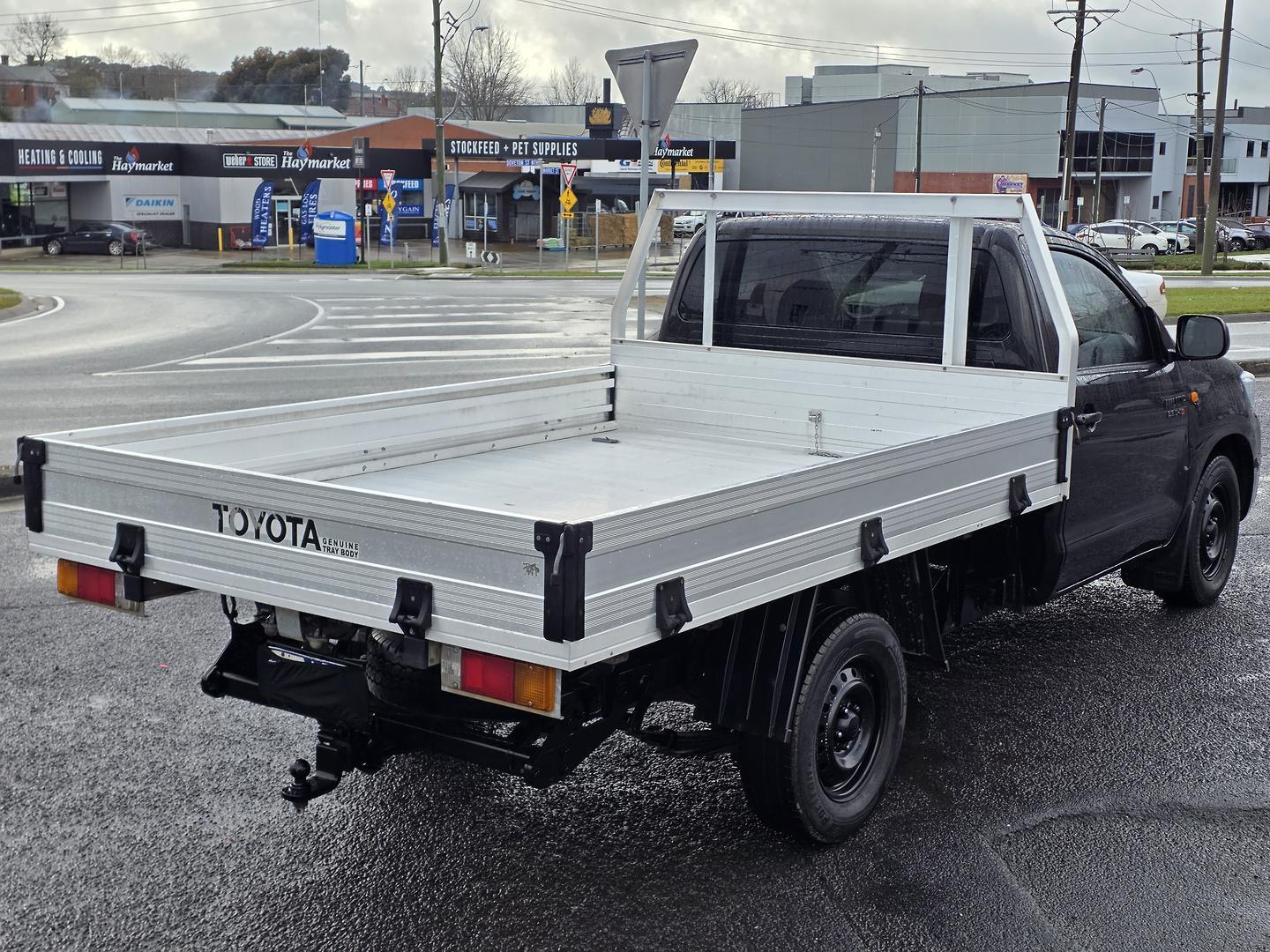 2011 Toyota Hilux SR in Black