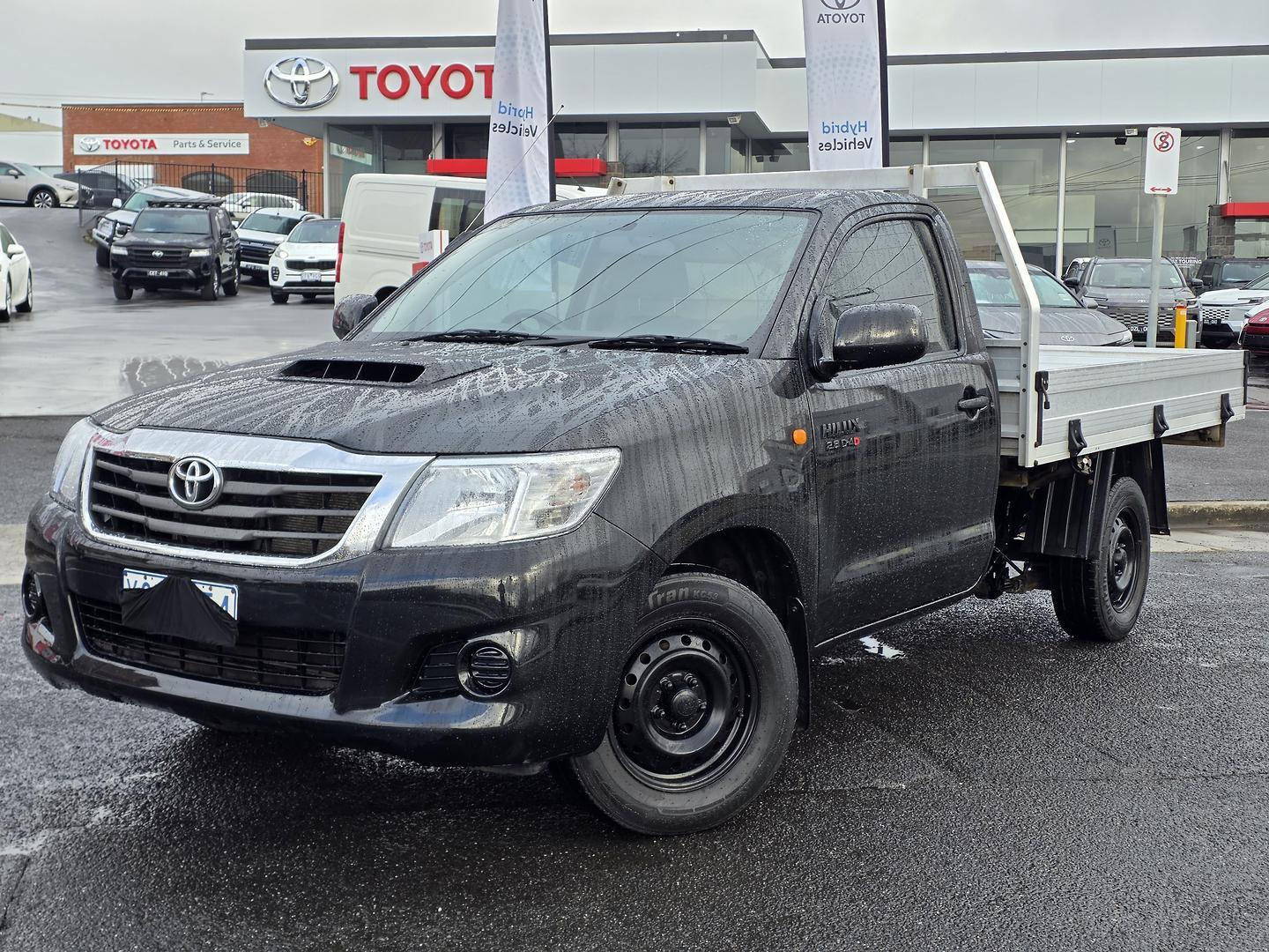 2011 Toyota Hilux SR in Black