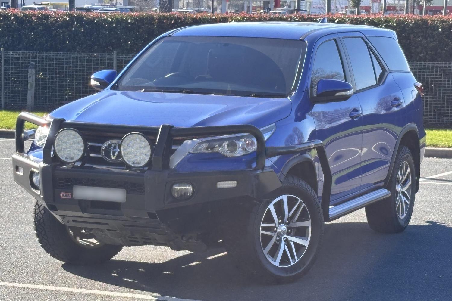 2016 Toyota Fortuner GX in Blue