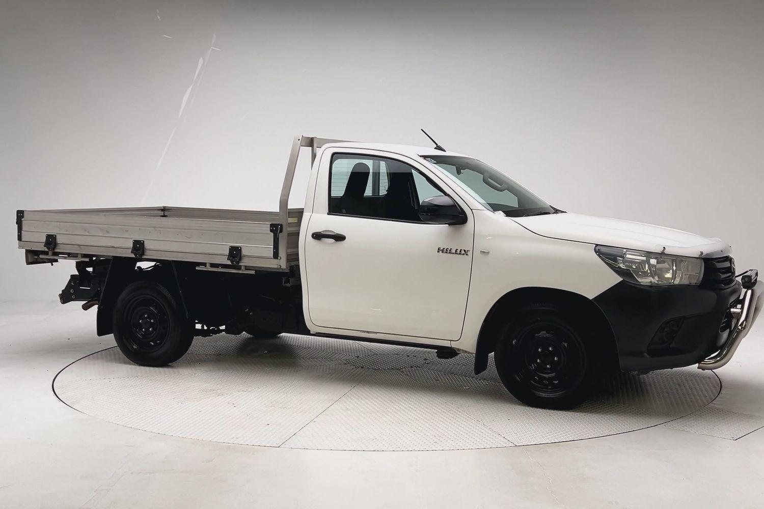 2015 Toyota Hilux Workmate in White