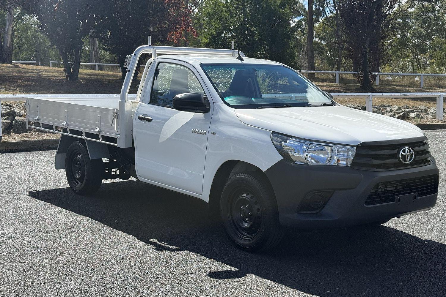 2018 Toyota Hilux Workmate in White