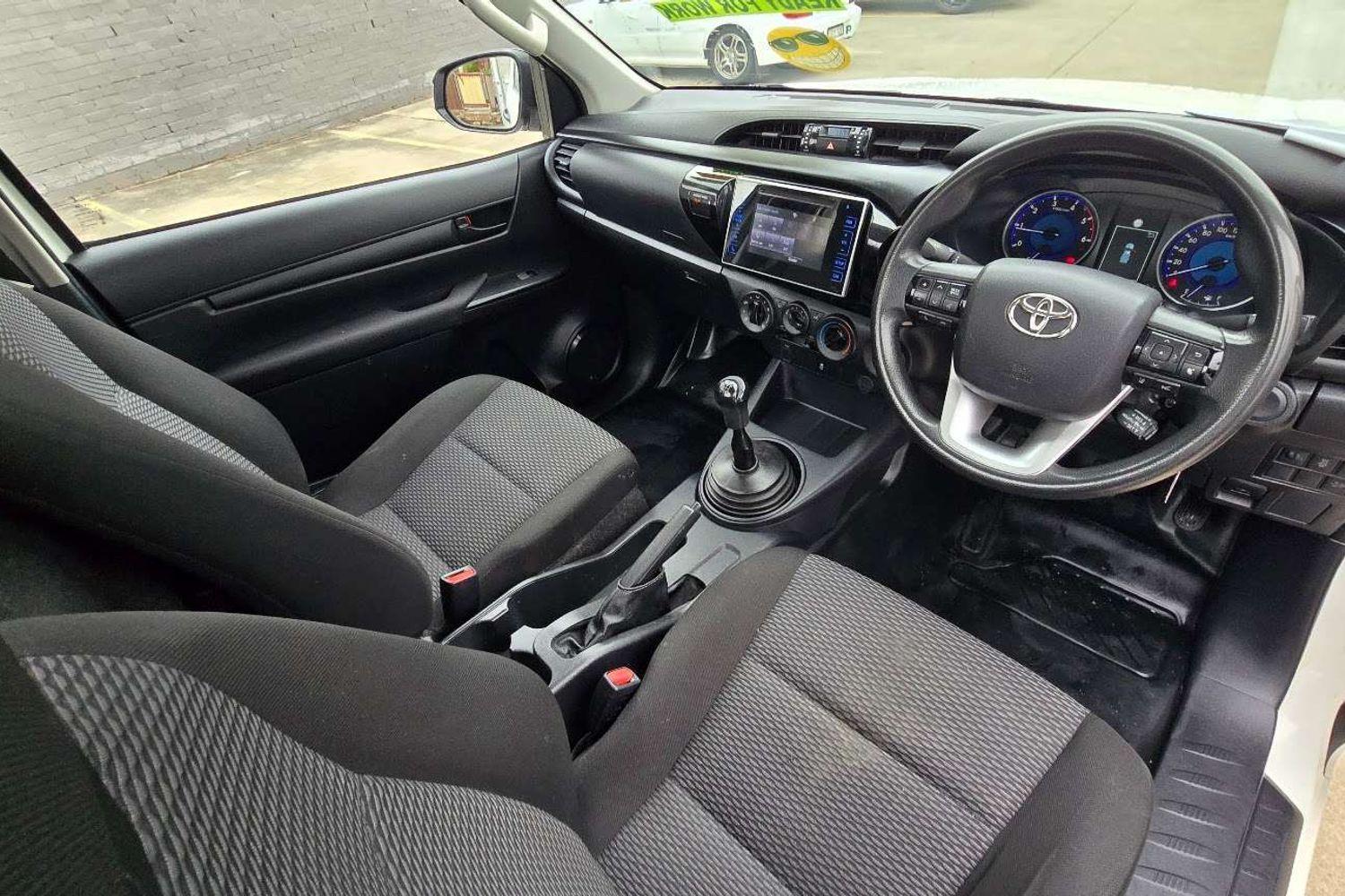 2020 Toyota Hilux Workmate in White