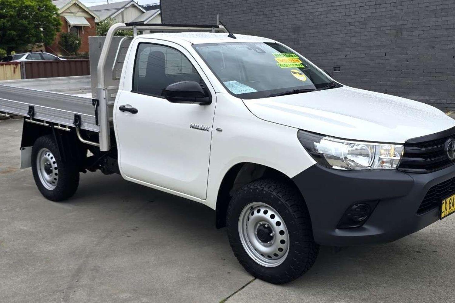 2020 Toyota Hilux Workmate in White