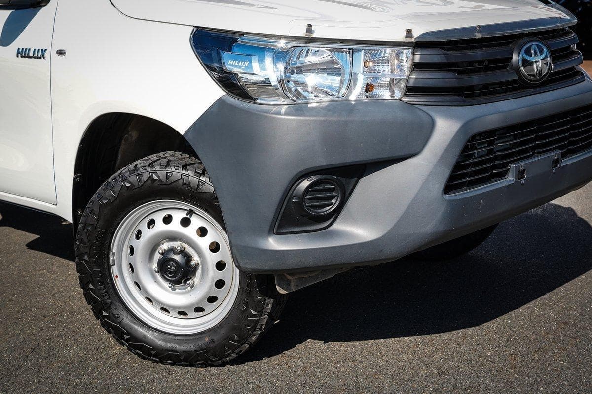2020 Toyota Hilux Workmate in White