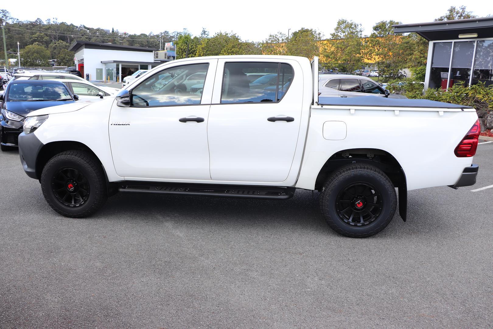 2020 Toyota Hilux Workmate in White