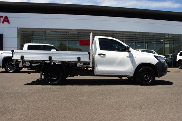 2016 Toyota Hilux Workmate in White