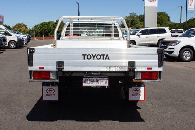 2016 Toyota Hilux Workmate in White