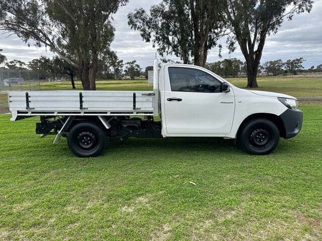 2017 Toyota Hilux Workmate in White