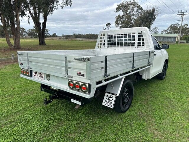 2017 Toyota Hilux Workmate in White