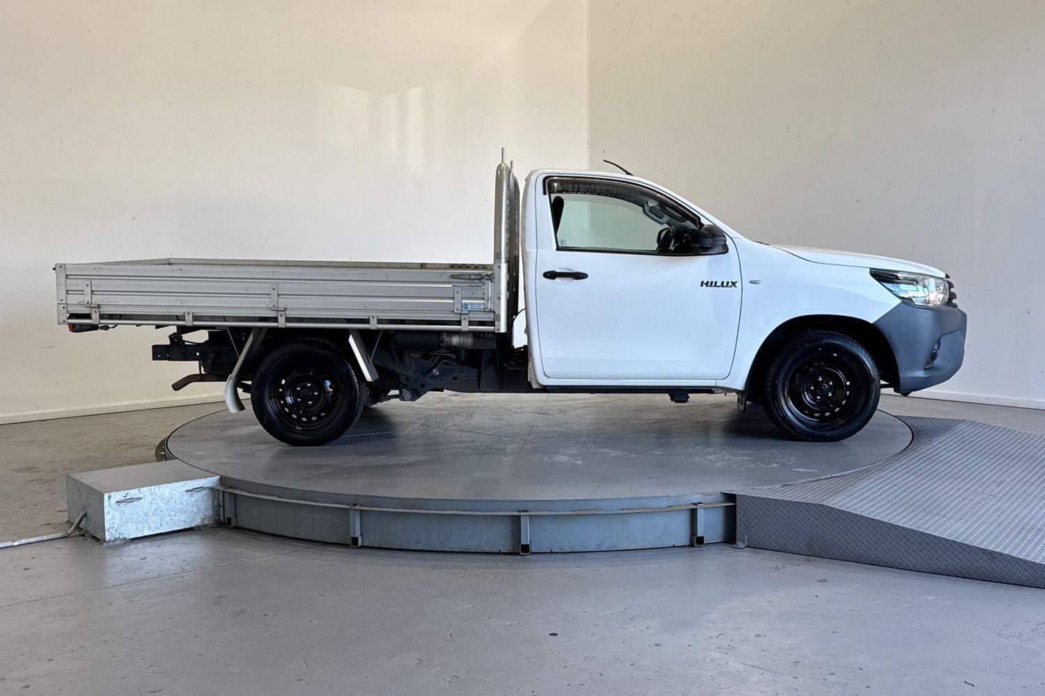 2016 Toyota Hilux Workmate in White