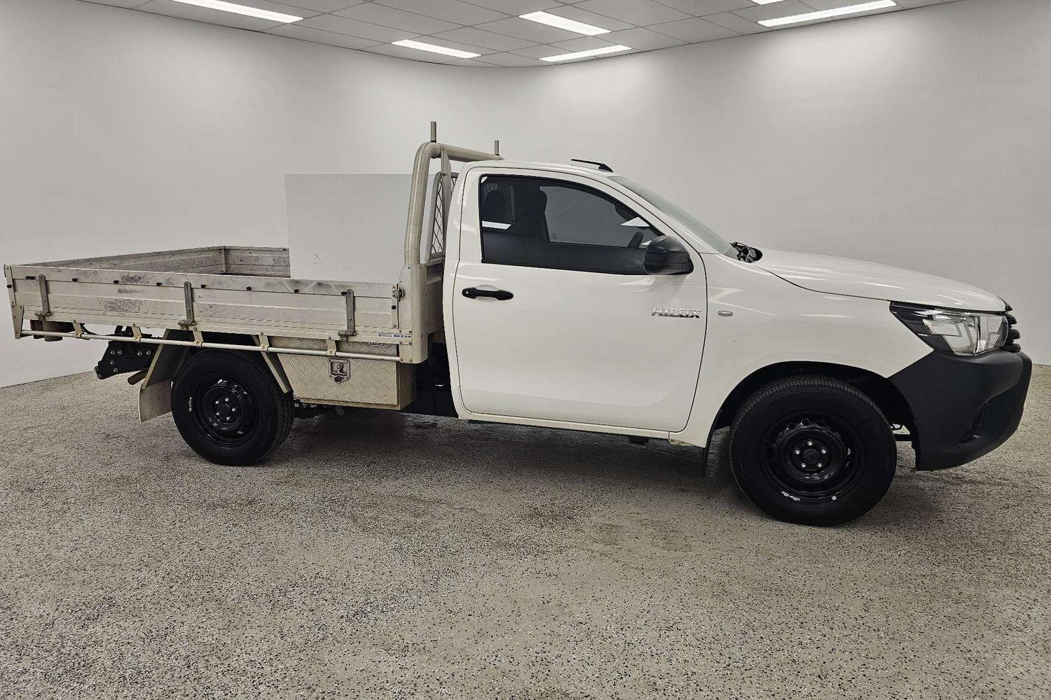 2018 Toyota Hilux Workmate in White
