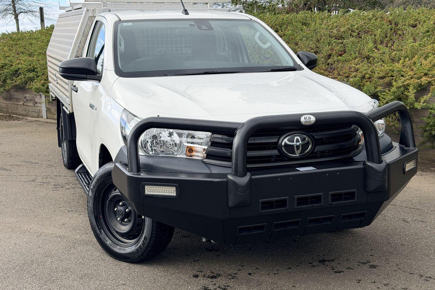 2019 Toyota Hilux Workmate in White