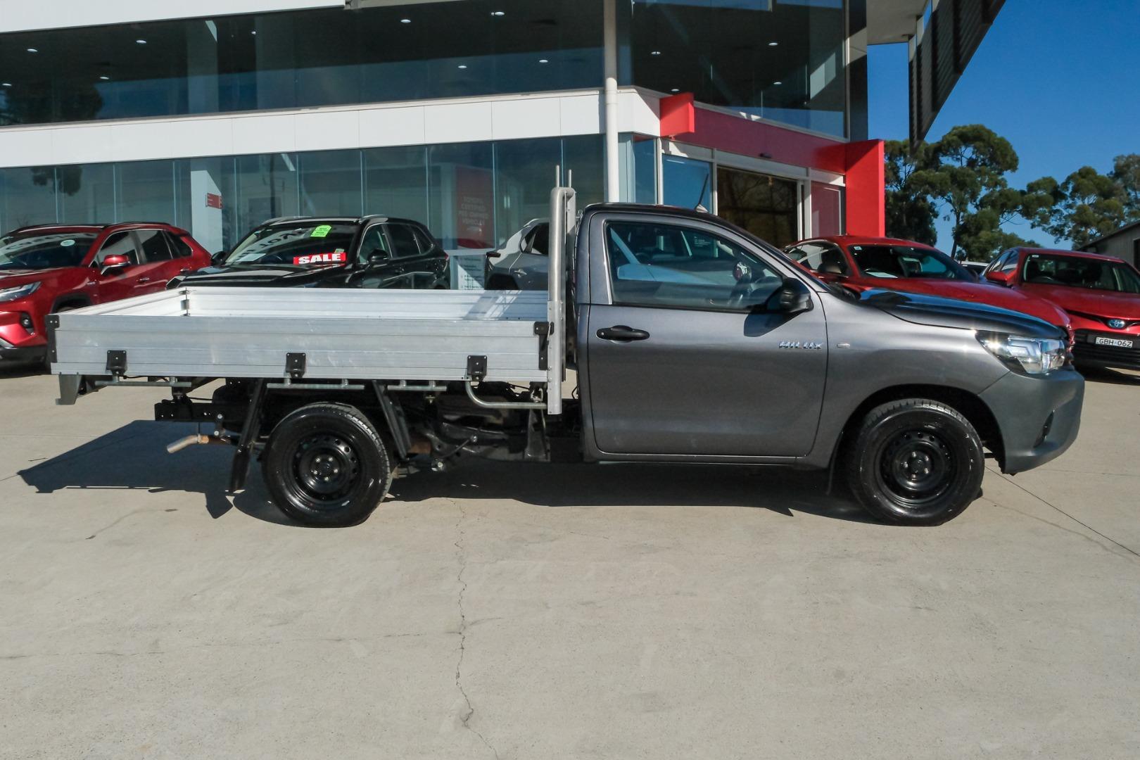 2020 Toyota Hilux Workmate in Silver