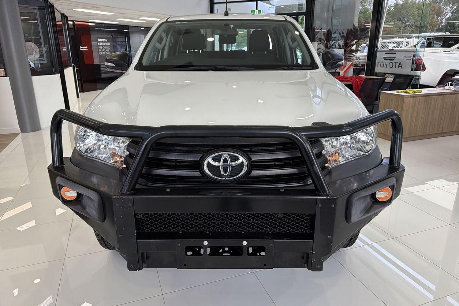 2016 Toyota Hilux Workmate in White