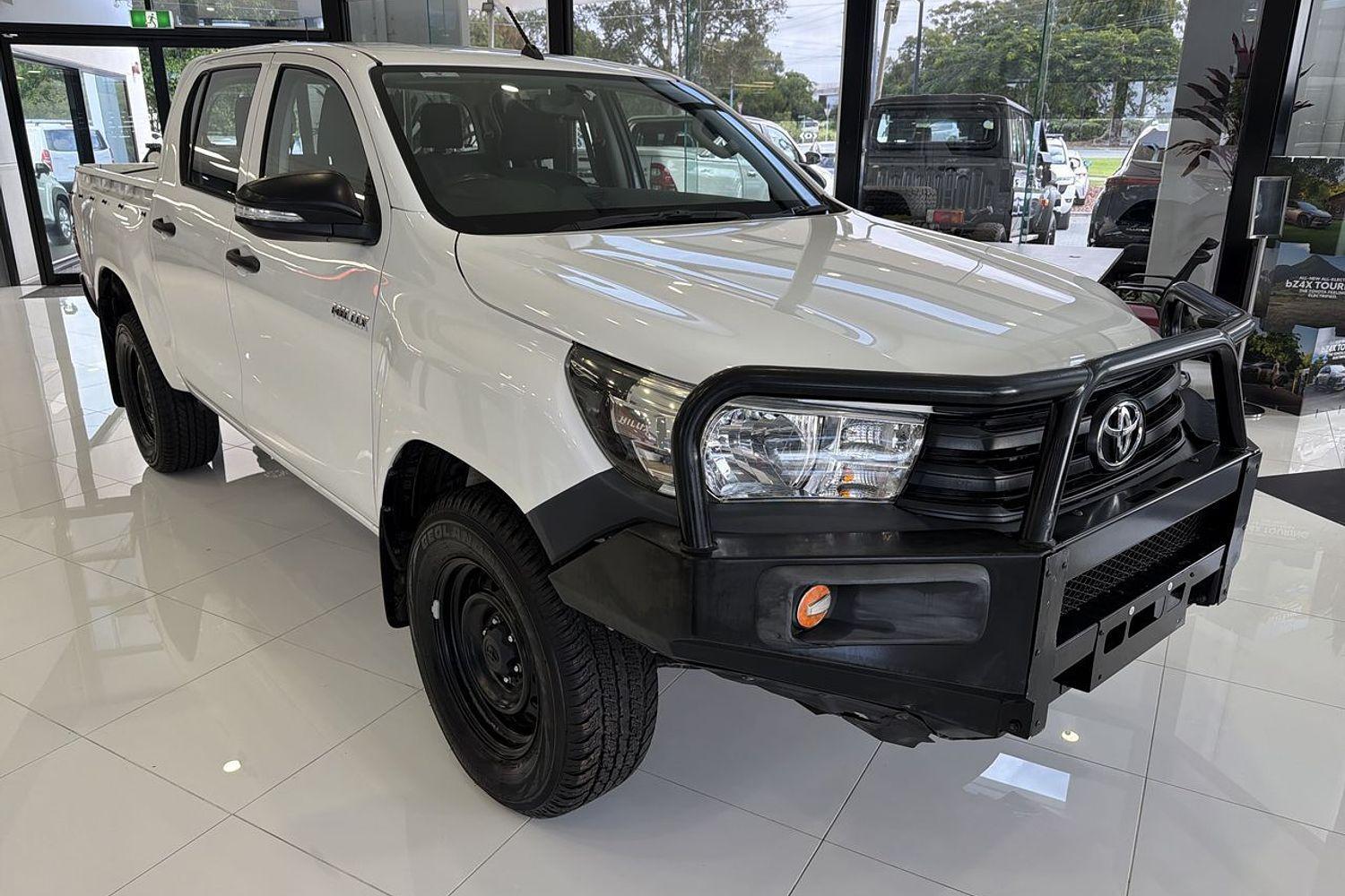 2016 Toyota Hilux Workmate in White