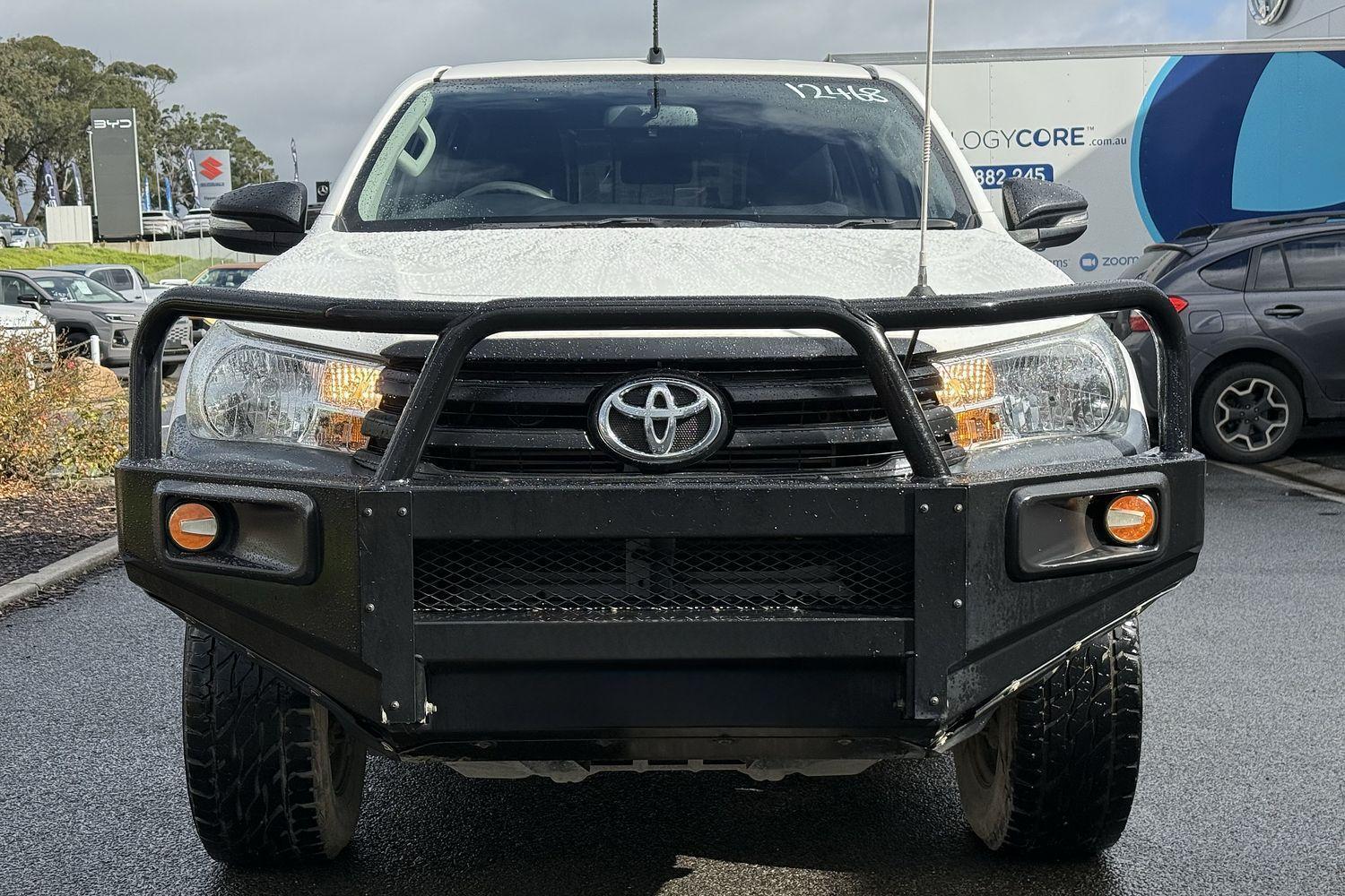 2016 Toyota Hilux Workmate in White