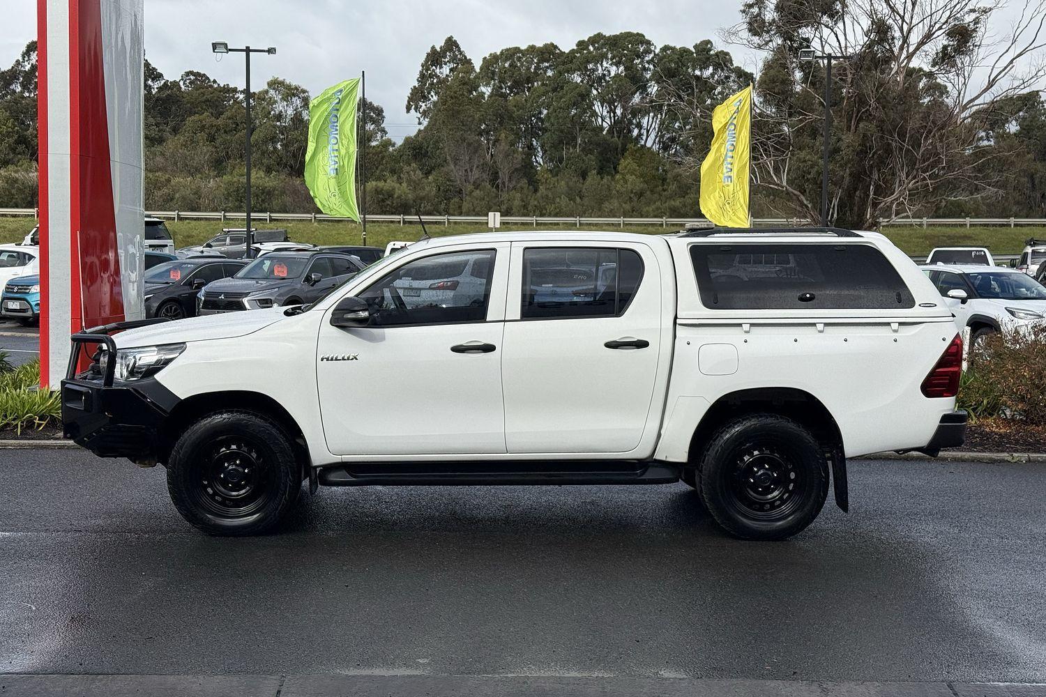 2016 Toyota Hilux Workmate in White