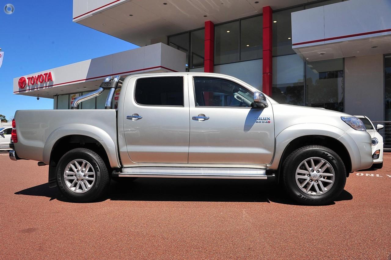 2013 Toyota Hilux SR5 in Silver