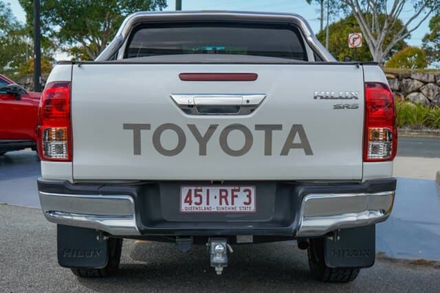 2018 Toyota Hilux SR5 in White