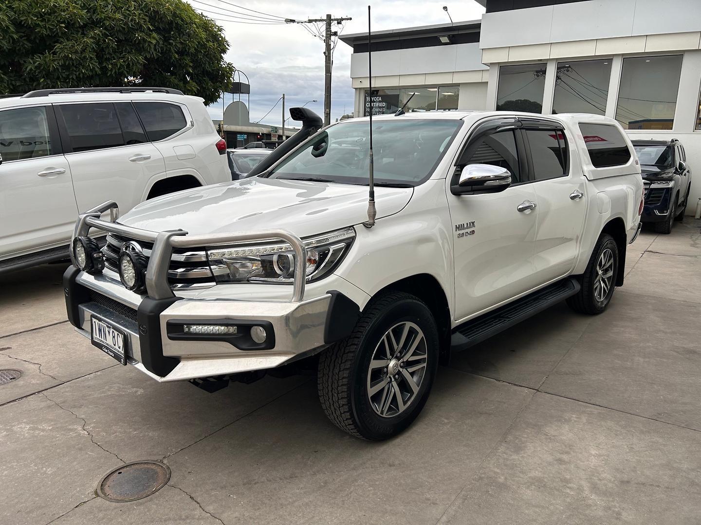 2017 Toyota Hilux SR5 in White