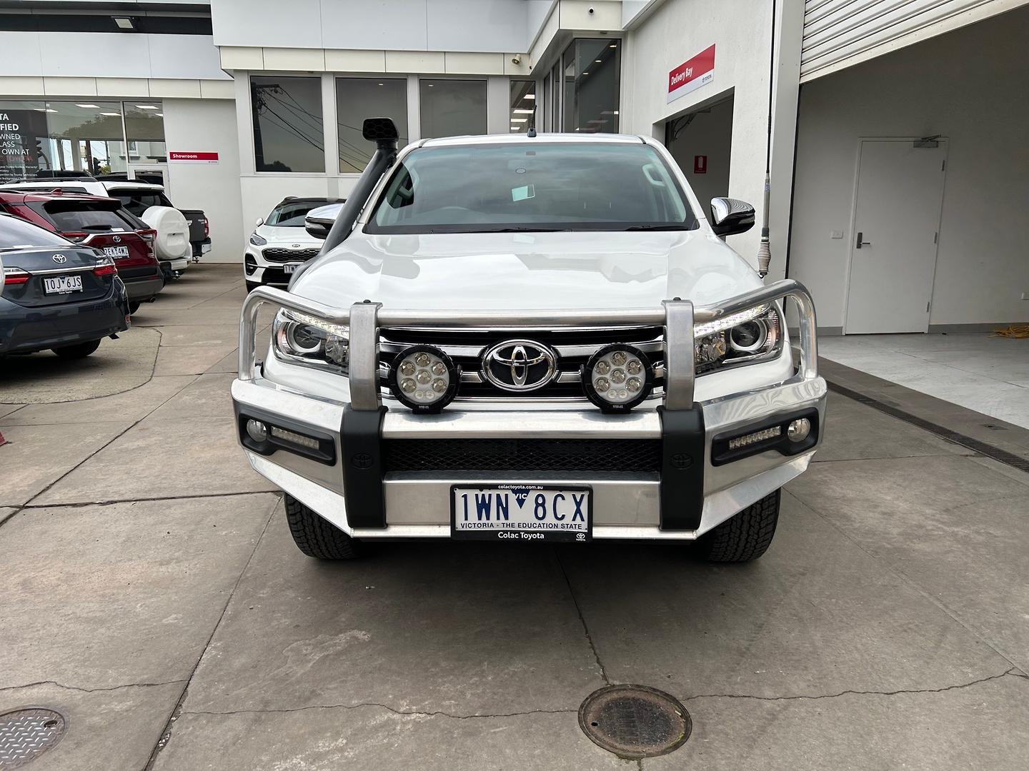 2017 Toyota Hilux SR5 in White