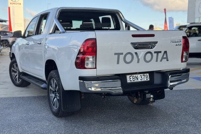 2019 Toyota Hilux SR5 in White