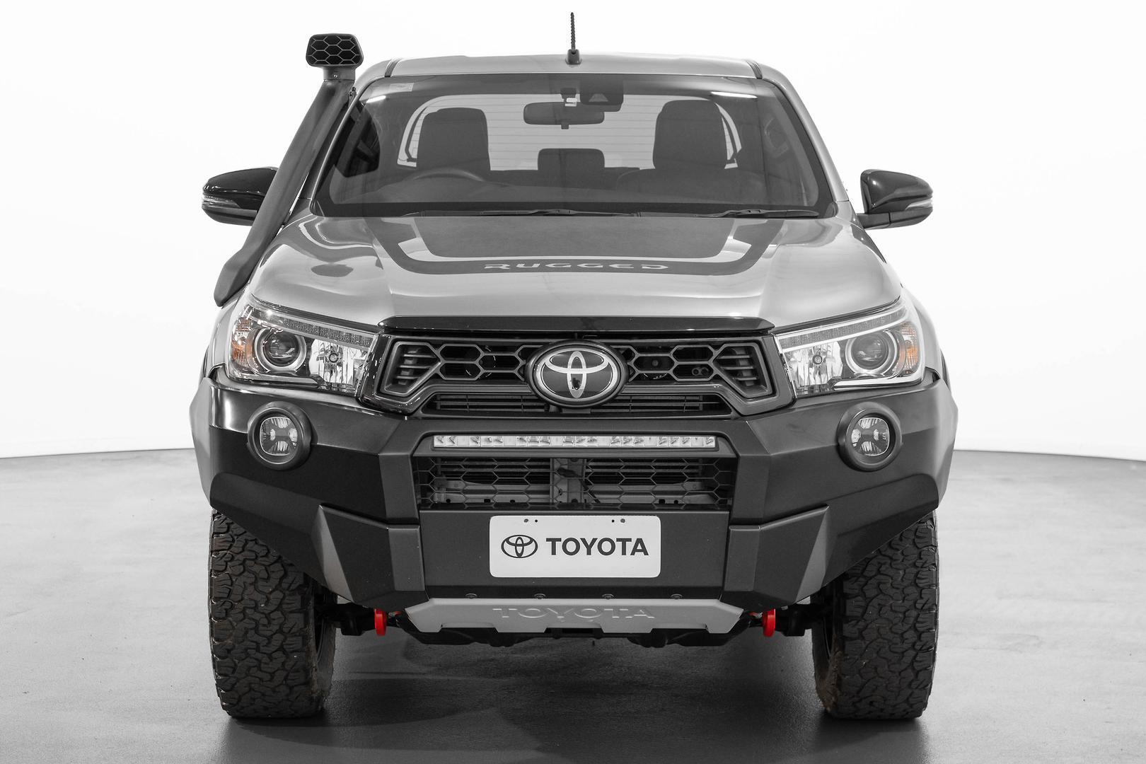 2019 Toyota Hilux Rugged X in Silver
