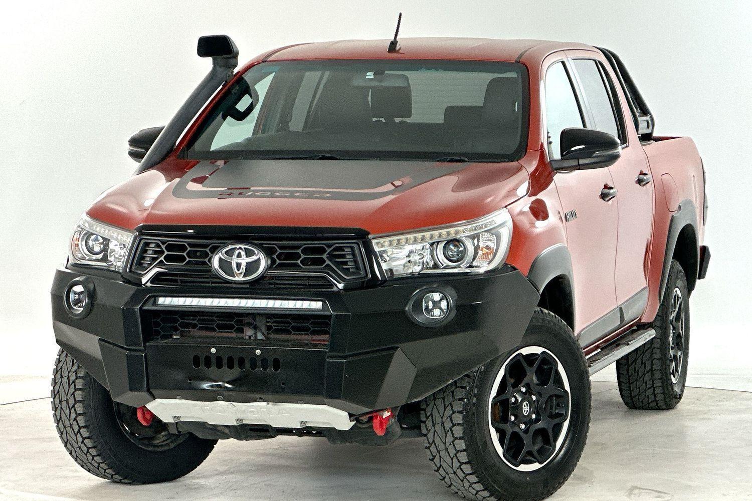 2018 Toyota Hilux Rugged X in Red