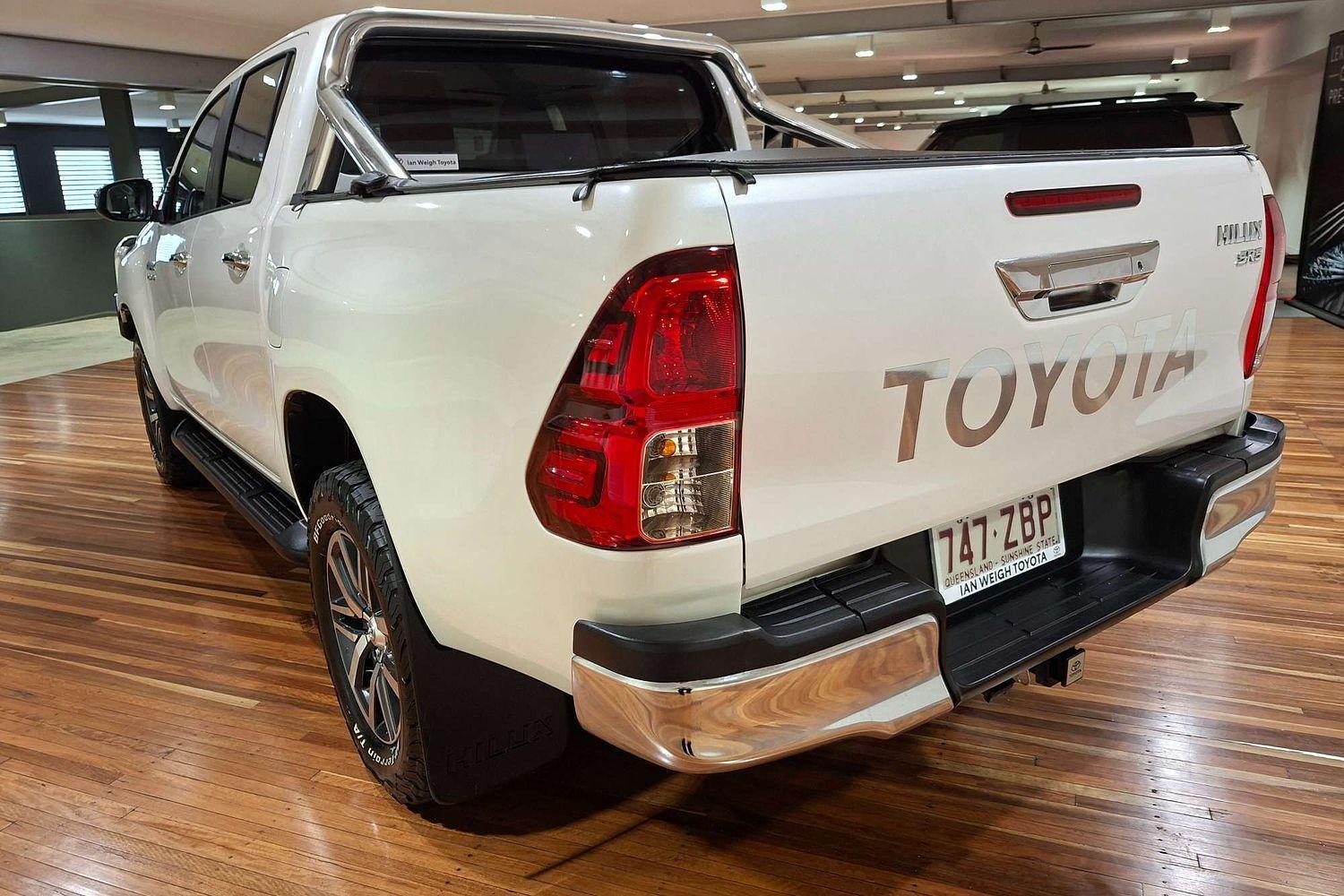 2019 Toyota Hilux SR5 in White