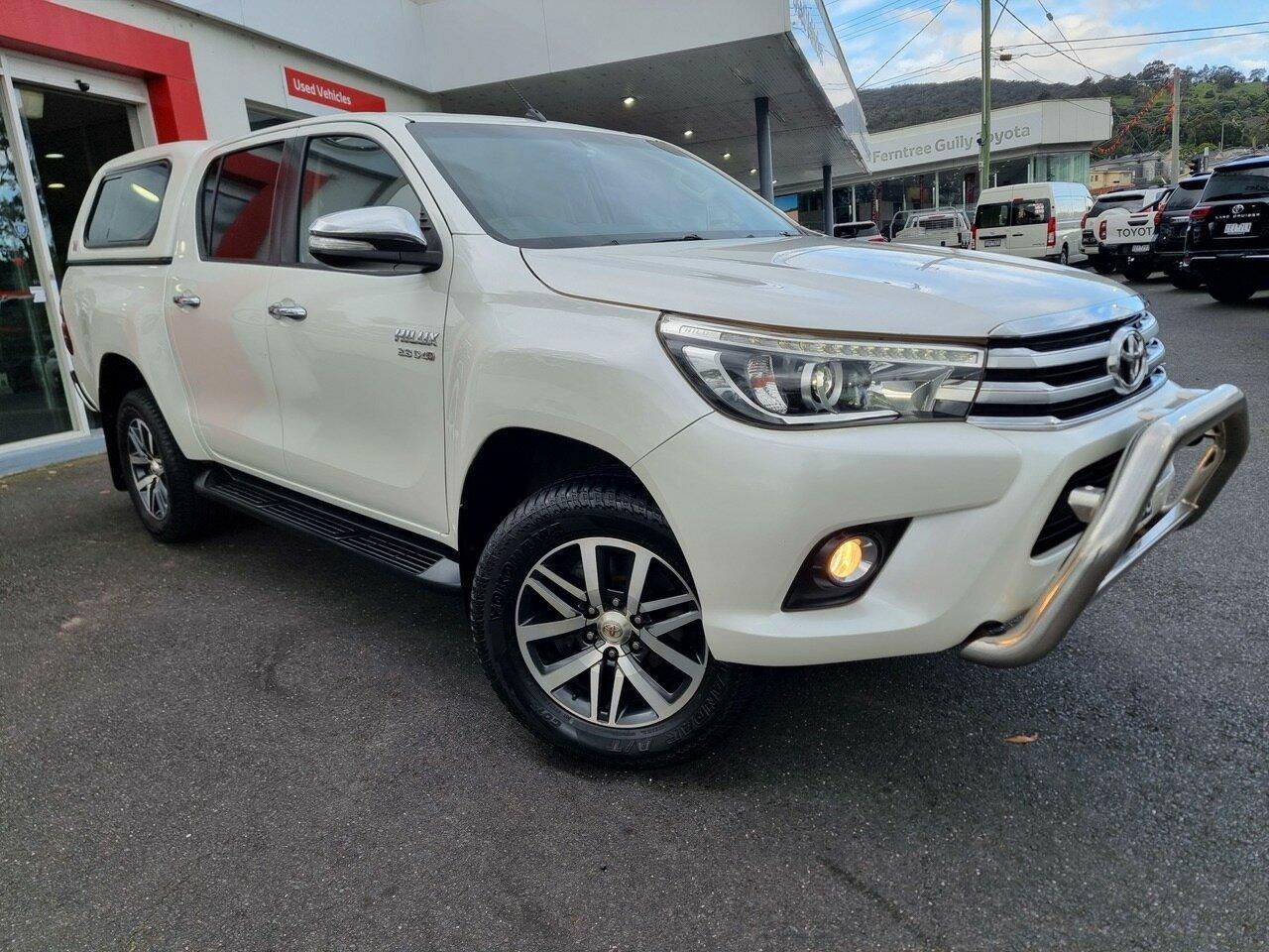 2017 Toyota Hilux SR5 in White