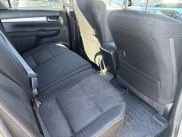 2016 Toyota Hilux SR5 in Silver
