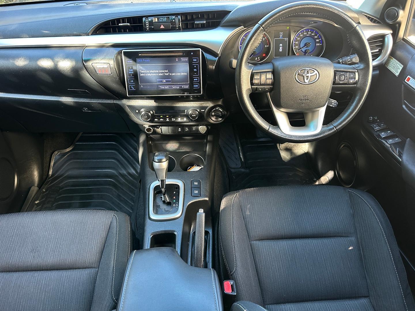 2018 Toyota Hilux SR5 in Silver
